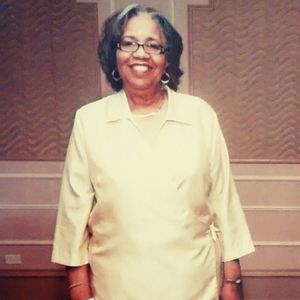 Meet your Posher, Carolyn